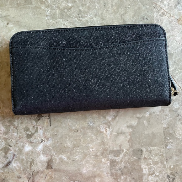 Kate Spade Large Staci Wallet - Picture 3 of 6